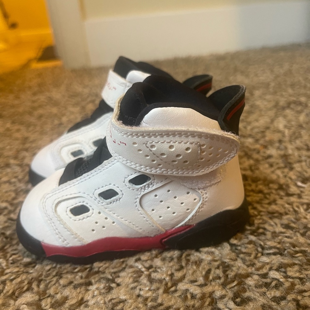 Nike air Jordan’s toddler